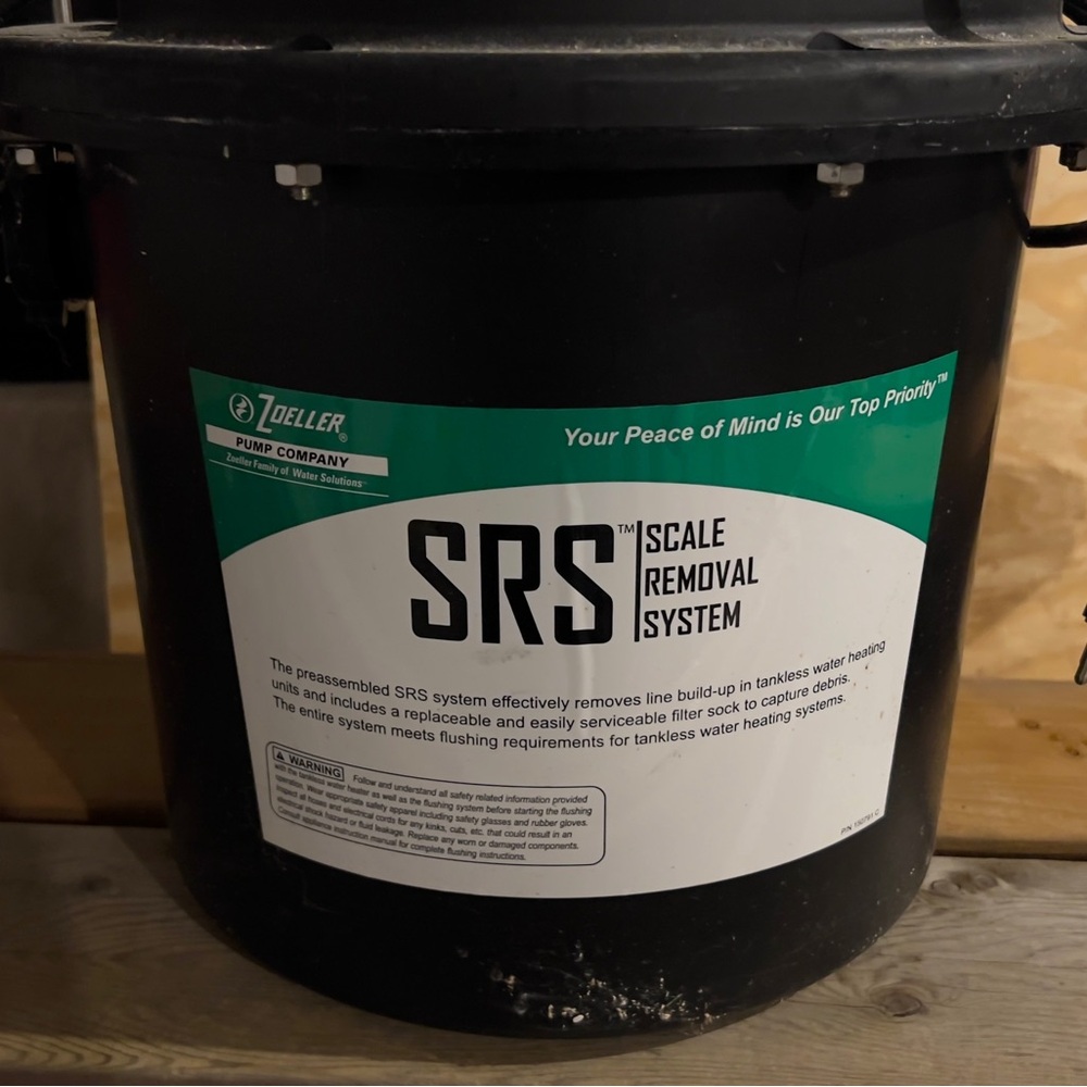 Zoeller SRS Scale Removal System - Black/Green